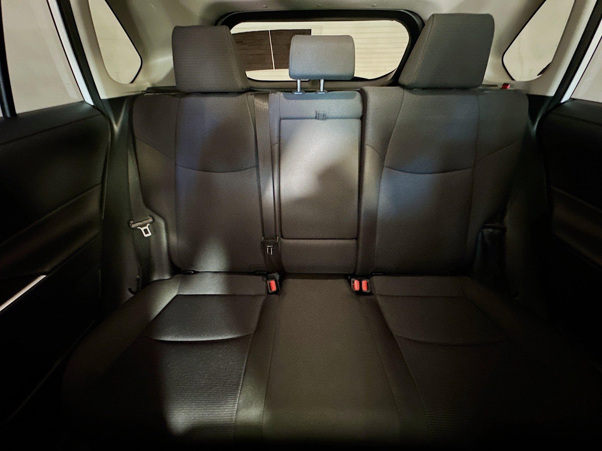 Used 2025 Toyota RAV4 LE image 29