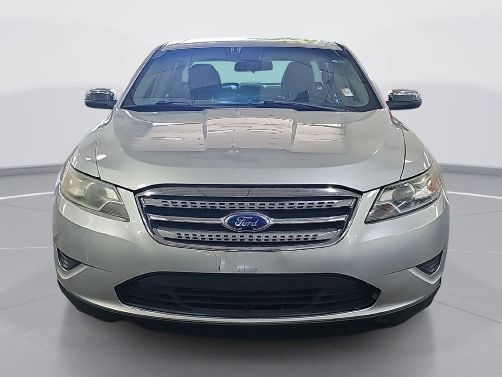 Used 2012 Ford Taurus SE FWD image 10