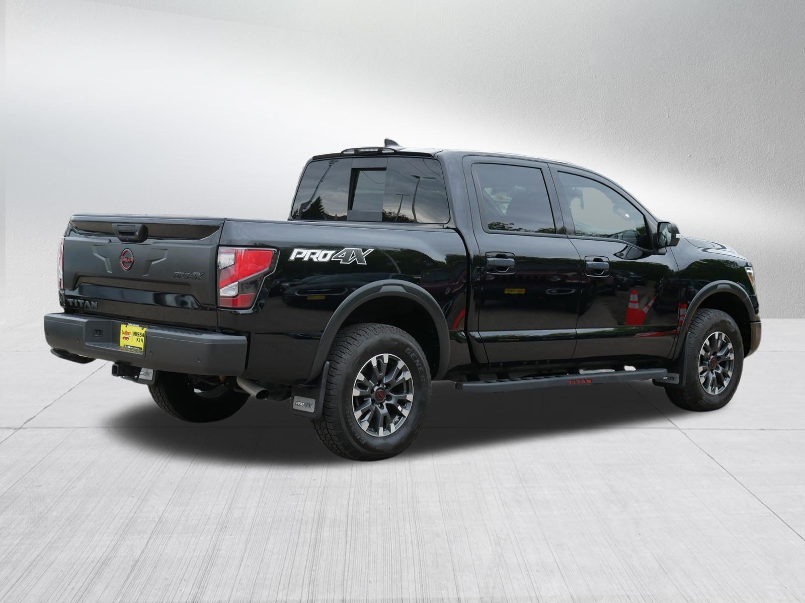 Certified 2024 Nissan Titan PRO-4X w/ Pro-4x Convenience Package AWD/4WD image 7