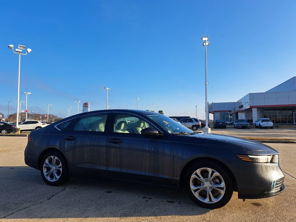 Used 2023 Honda Accord LX image 5