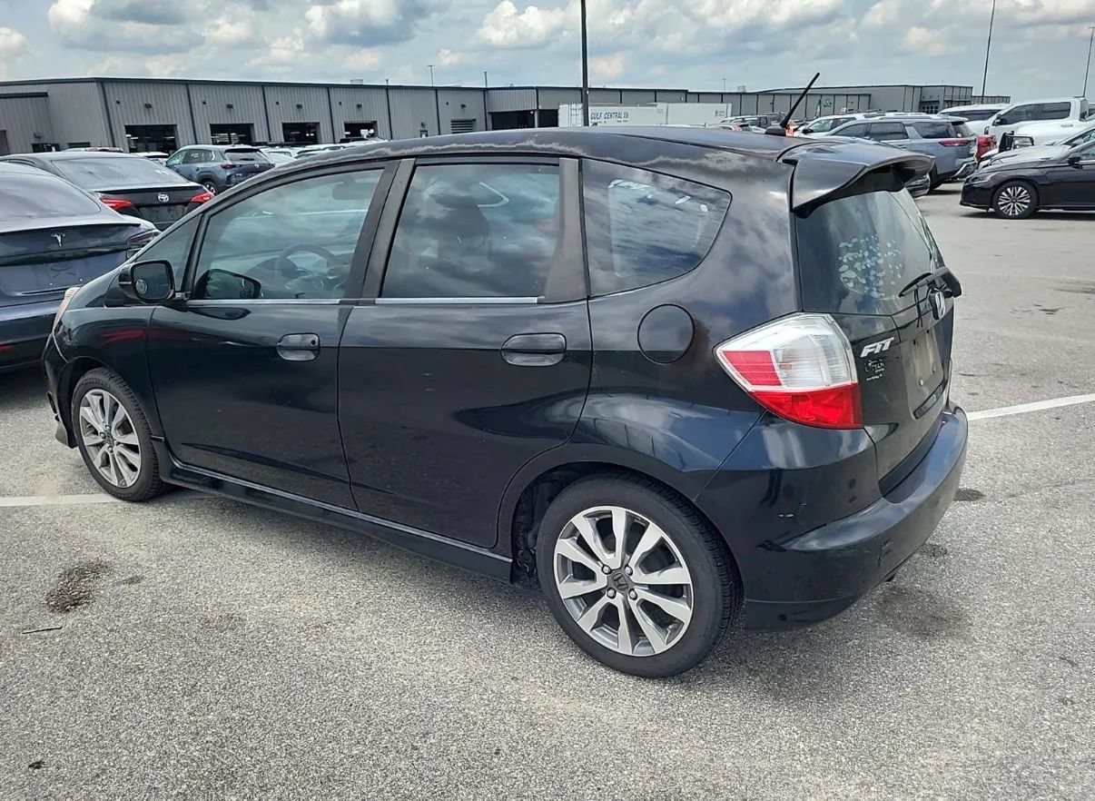 Used 2012 Honda Fit Sport image 3