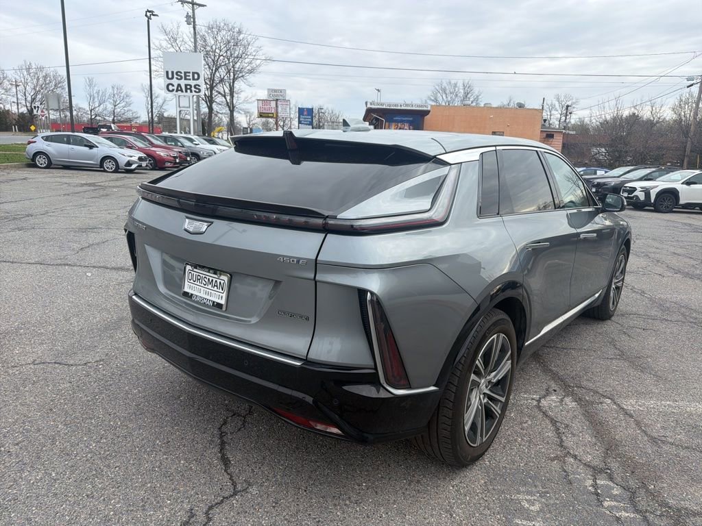 Used 2024 Cadillac Lyriq Luxury image 8