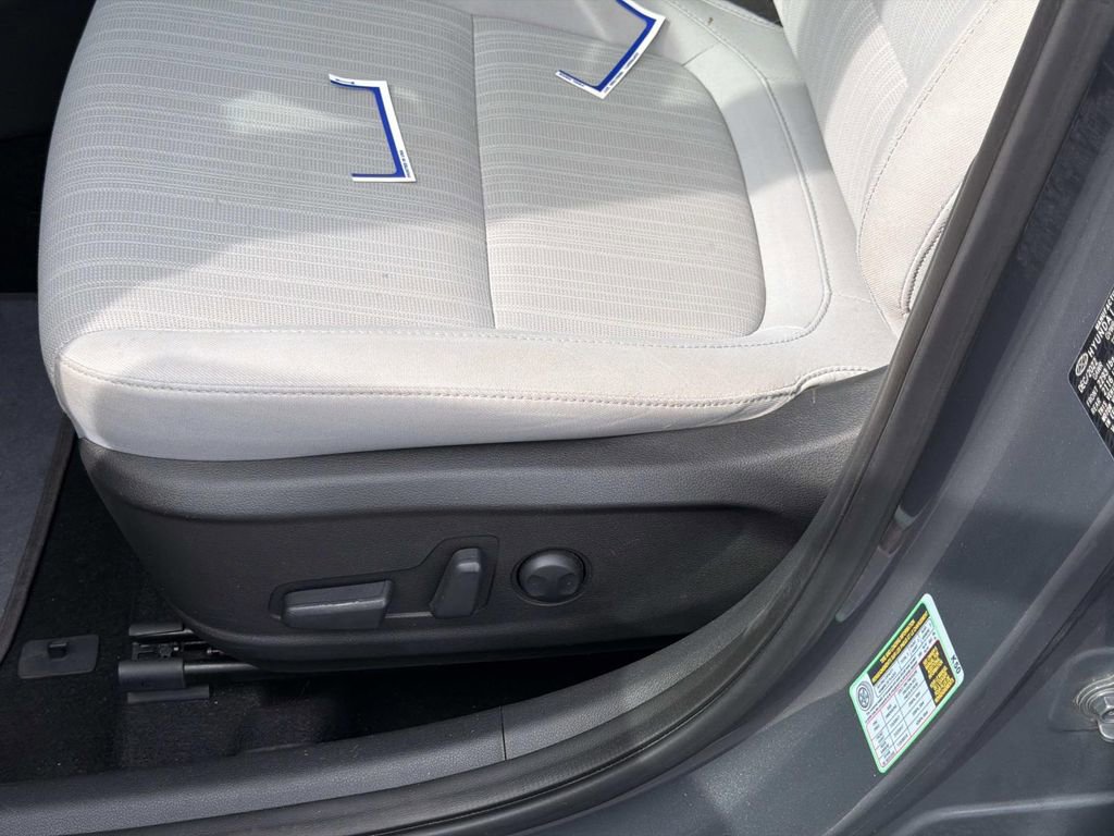 Used 2023 Hyundai Kona SEL w/ Cargo Package AWD/4WD image 22