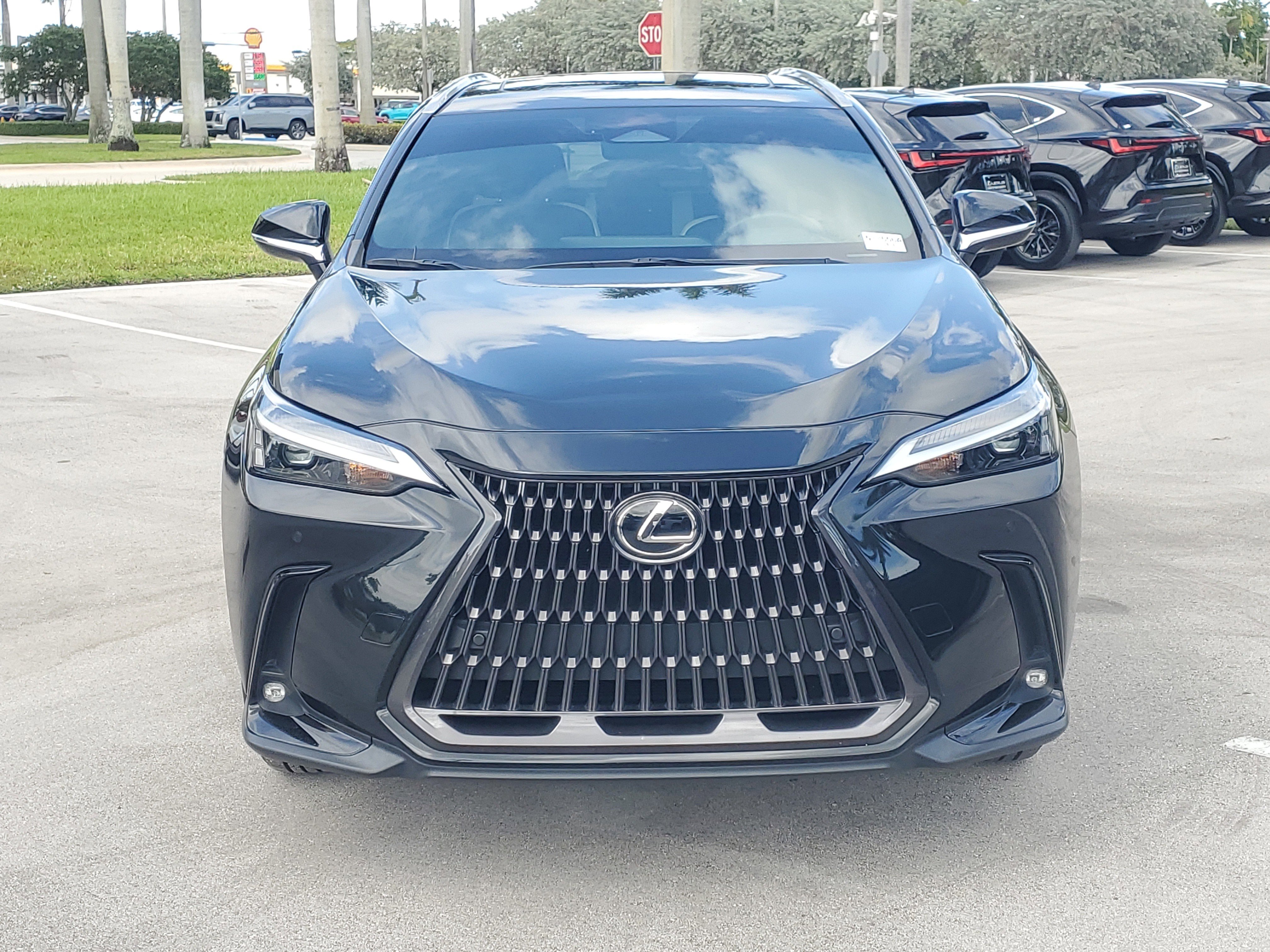 Used 2022 Lexus NX 350 AWD image 3