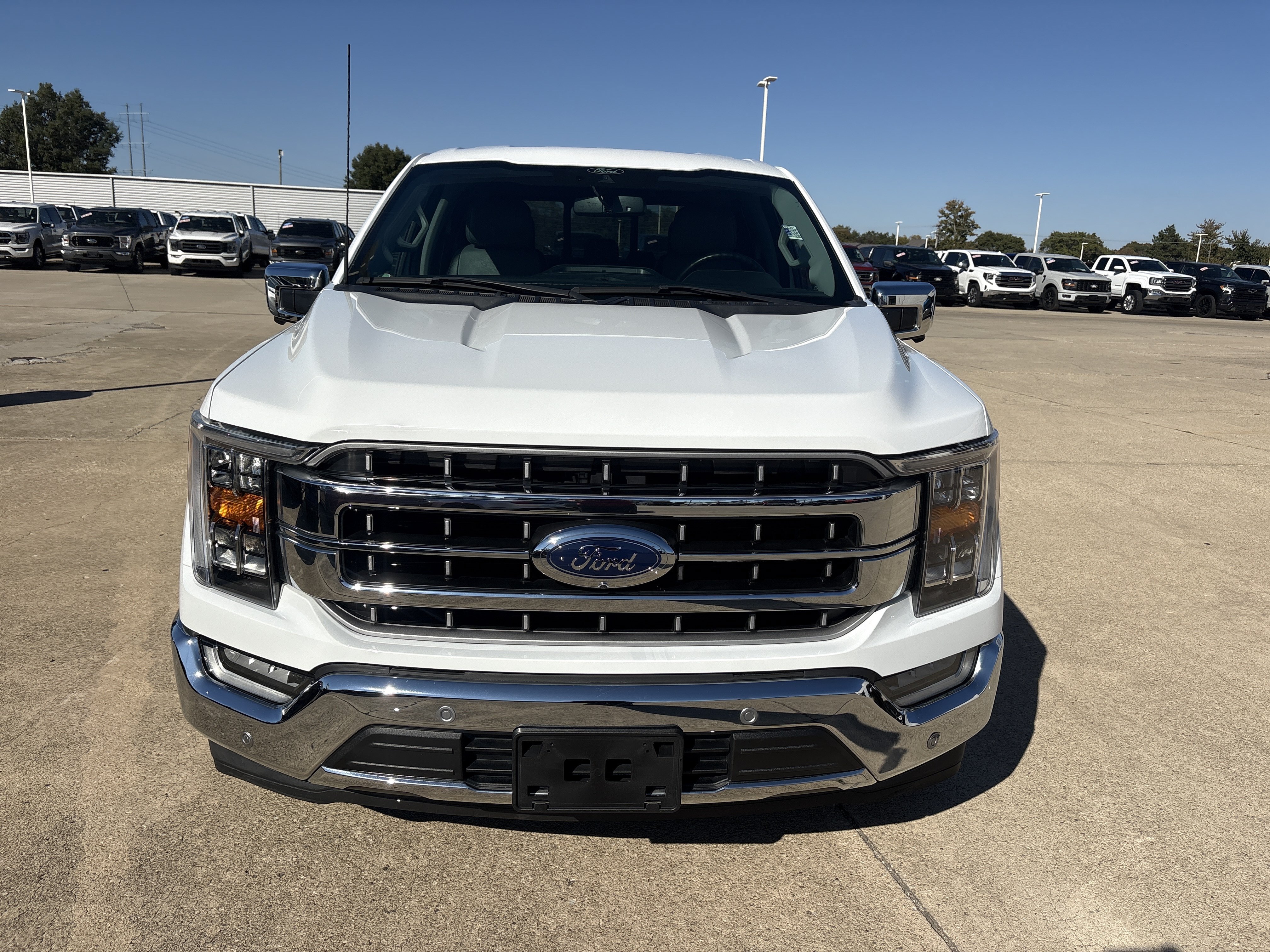 Used 2022 Ford F150 Lariat RWD image 2