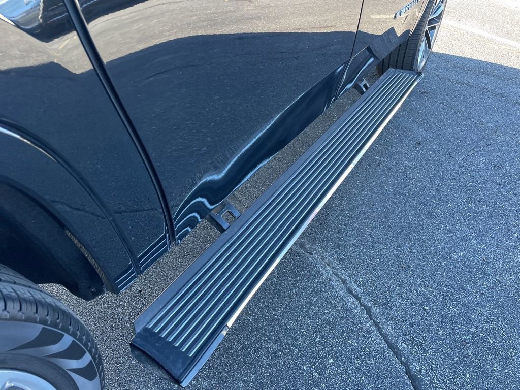 New 2024 Jeep Wagoneer L Series III w/ Premium Group I image 14