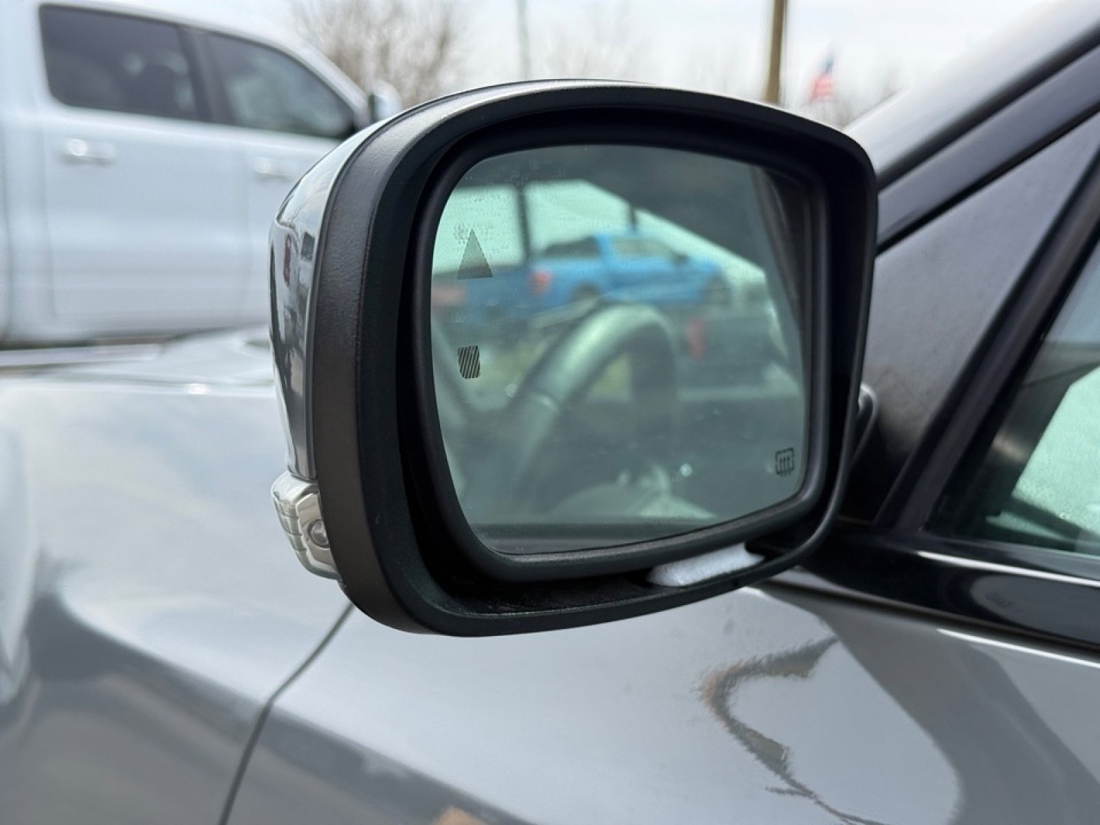 Used 2018 Chrysler 300 S w/ 300S Premium Group image 35