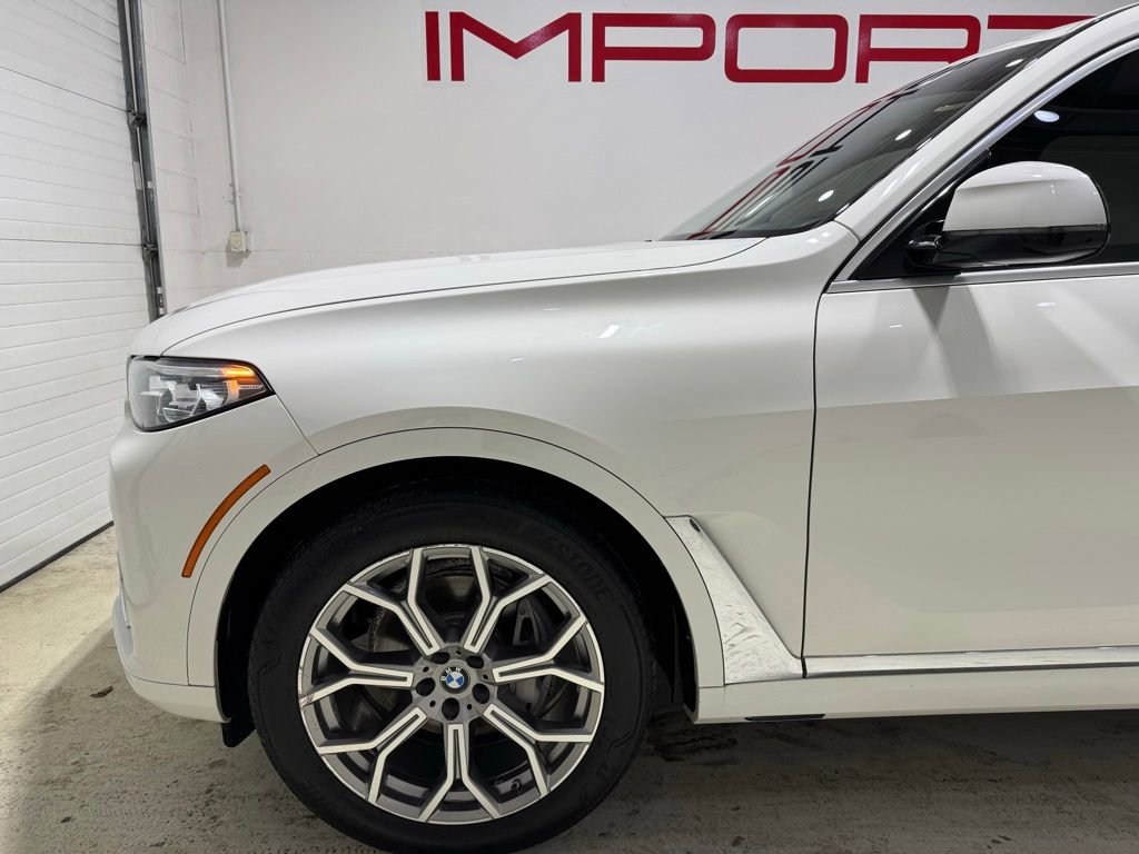 Used 2020 BMW X7 xDrive40i w/ Cold Weather Package image 7