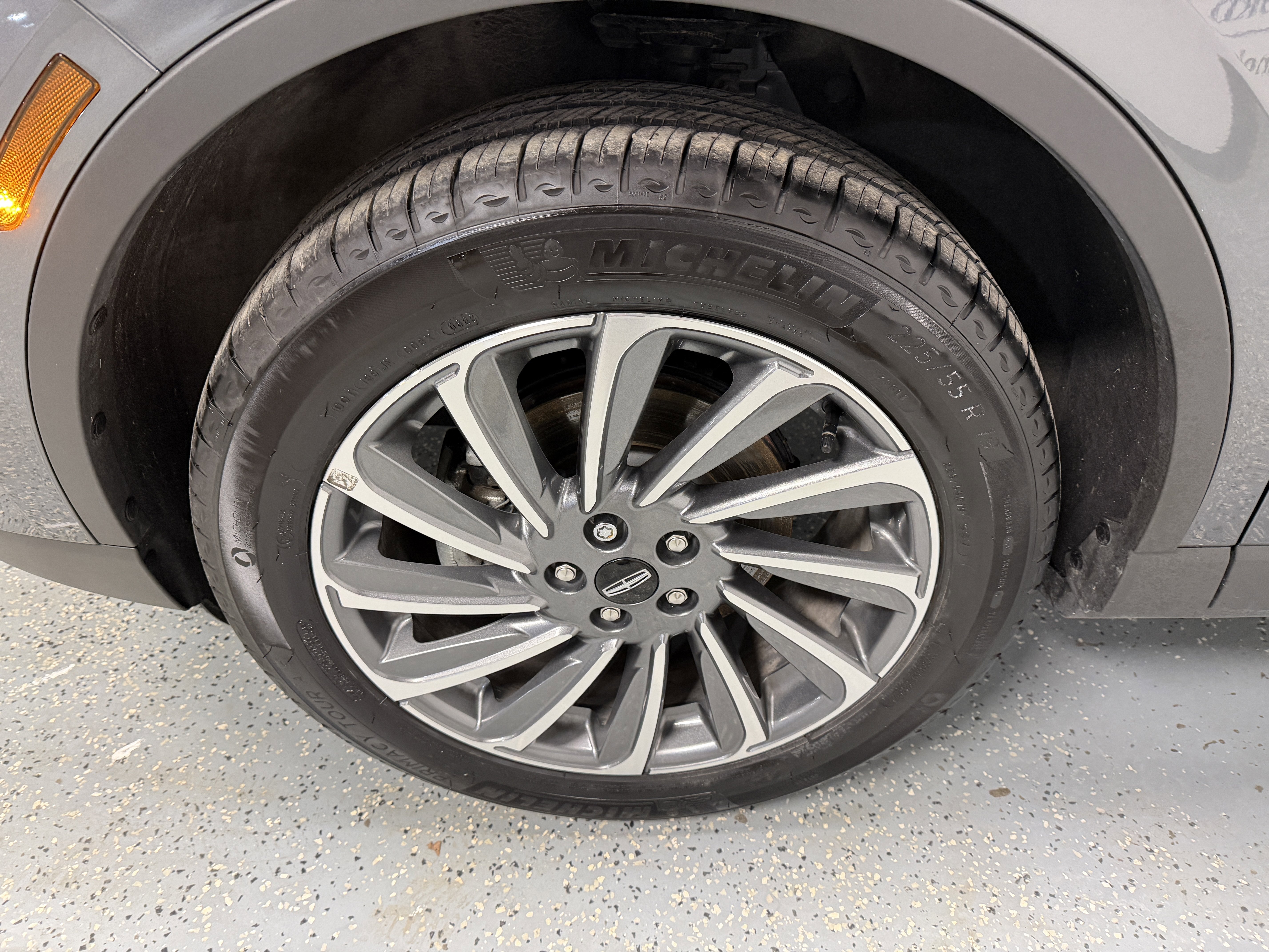 Used 2023 Lincoln Corsair Reserve w/ Equipment Group 201A image 28