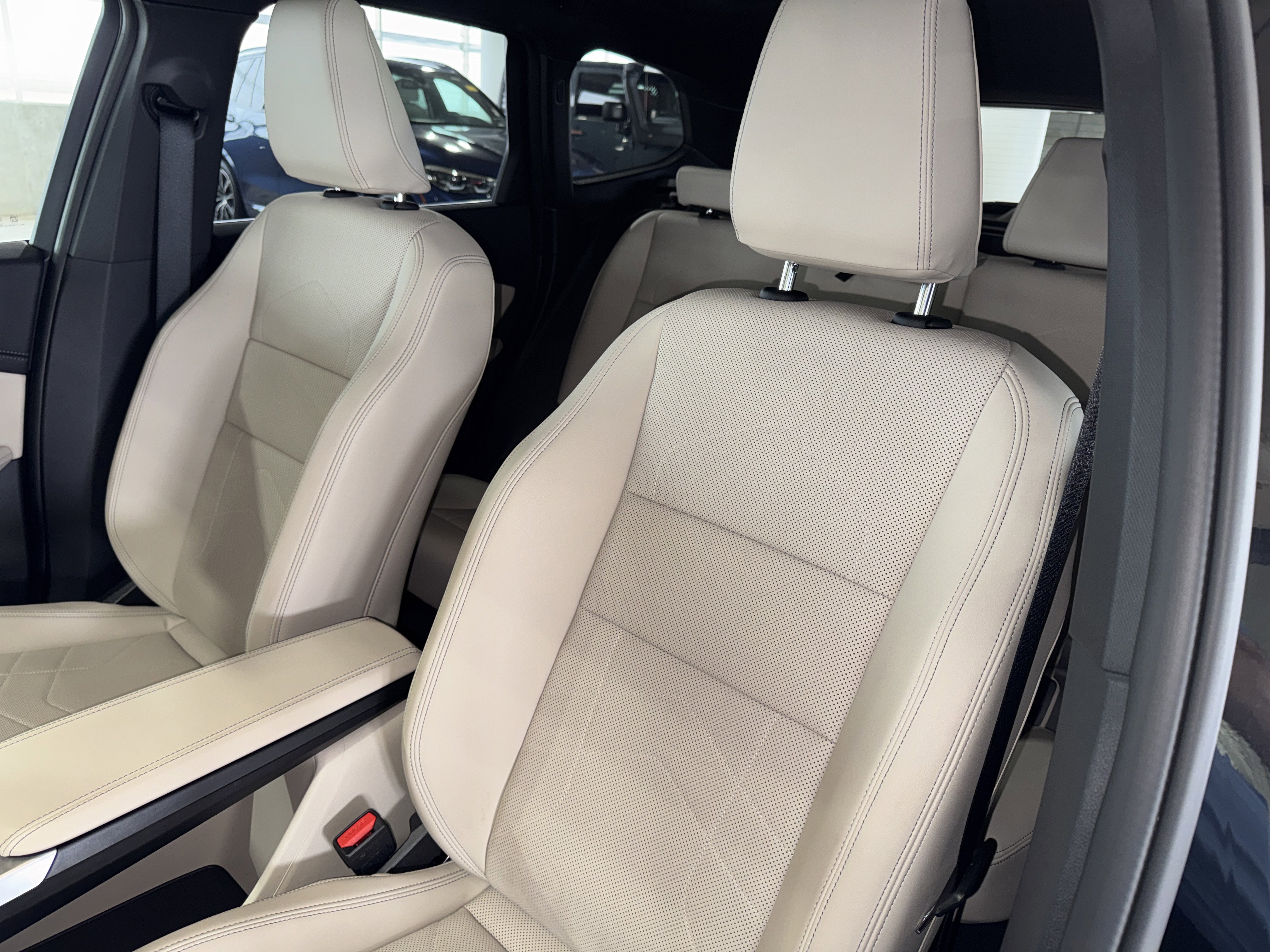 Certified 2025 BMW X1 xDrive28i w/ Convenience Package image 33