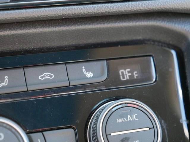 Certified 2023 Volkswagen Taos SEL image 33