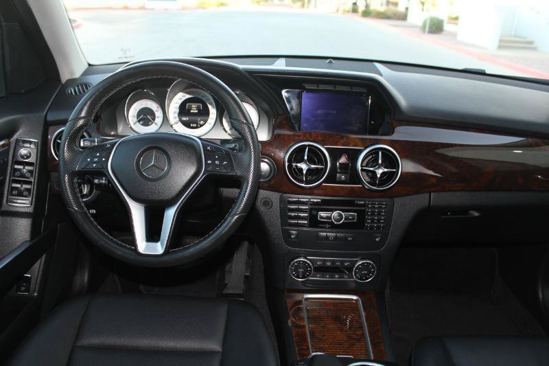 Used 2015 Mercedes-Benz GLK 350 2WD image 19