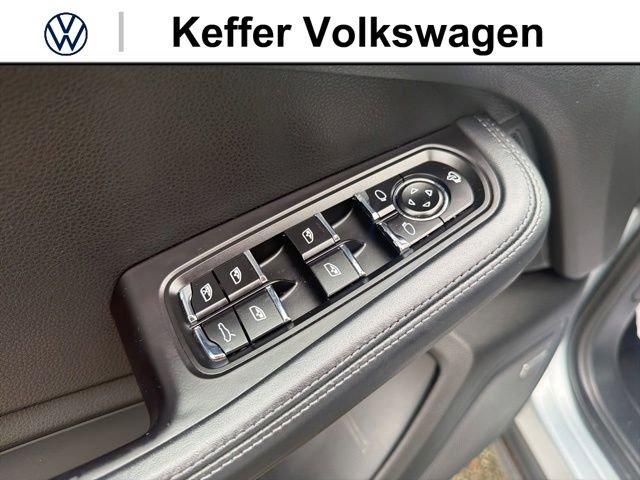 Used 2022 Porsche Macan S AWD/4WD image 15