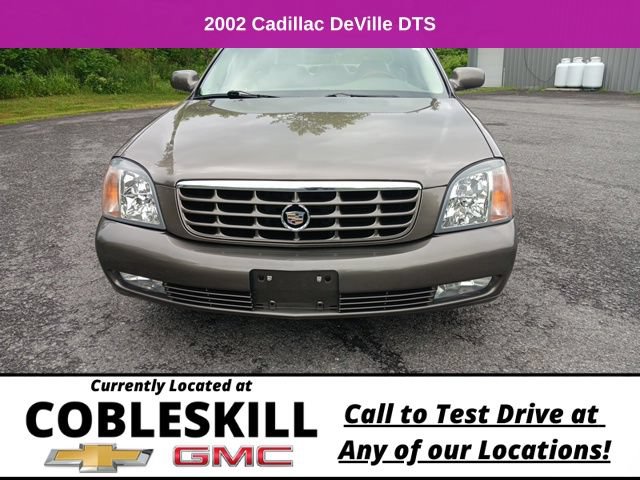 Used 2002 Cadillac De Ville DTS w/ Premium Equipment Pkg FWD image 11