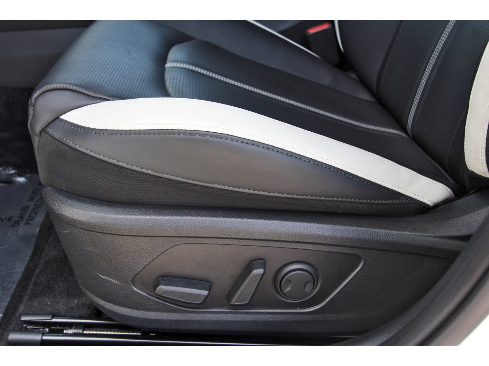Used 2025 Kia K5 GT-Line AWD/4WD image 29