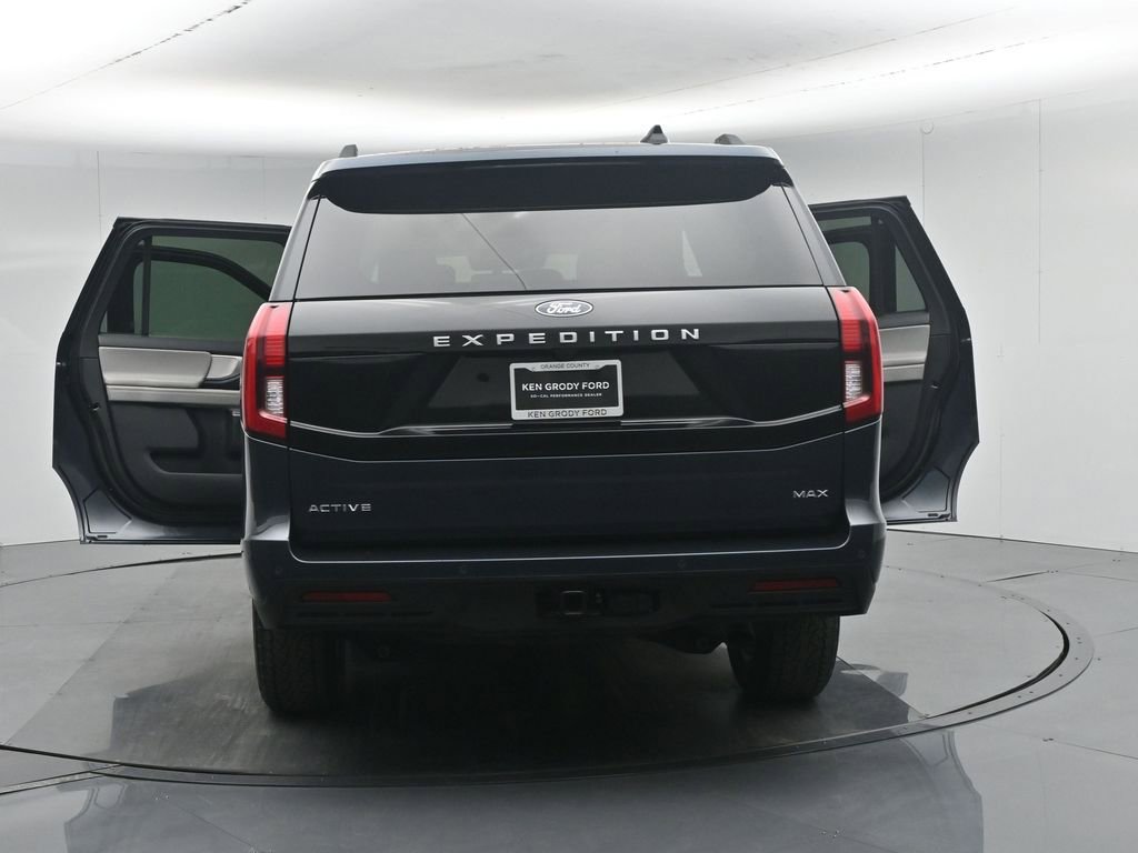 Used 2025 Ford Expedition Max Active AWD/4WD image 38