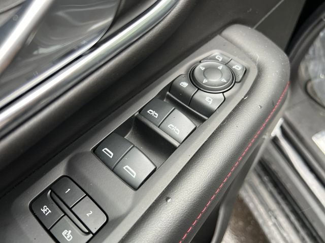 Certified 2024 Chevrolet Suburban RST w/ Luxury Package image 12