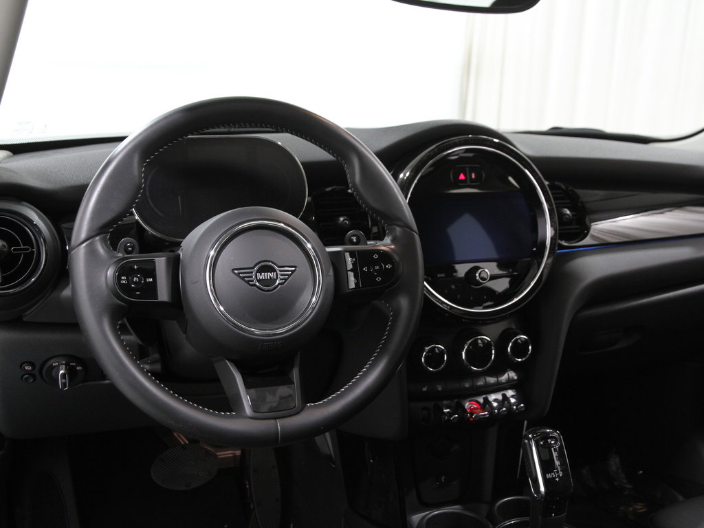 Certified 2023 MINI Cooper S image 6