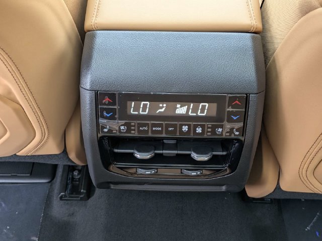 New 2027 Jeep Grand Cherokee Summit w/ Adv Protech Group IV AWD/4WD image 16