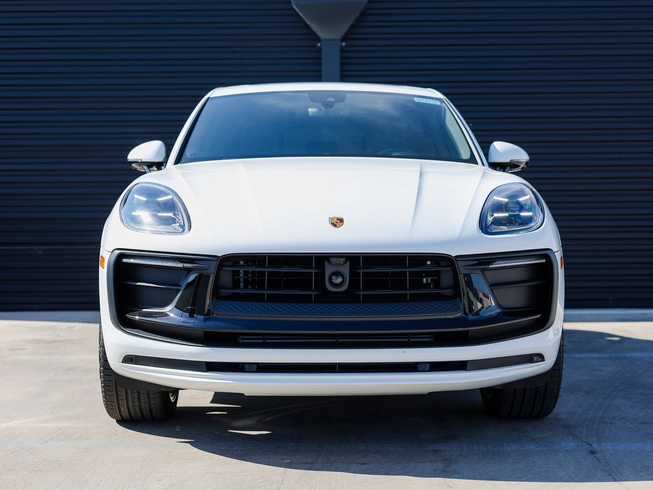 Certified 2026 Porsche Macan Turbo AWD/4WD image 10