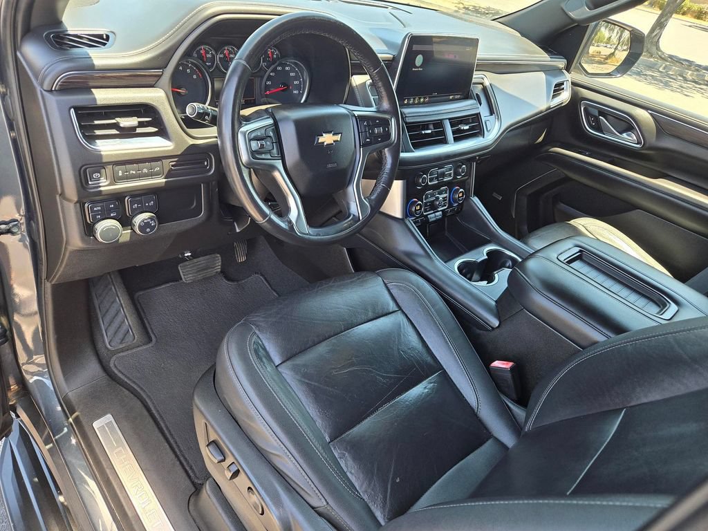 Used 2021 Chevrolet Suburban LT AWD/4WD image 7