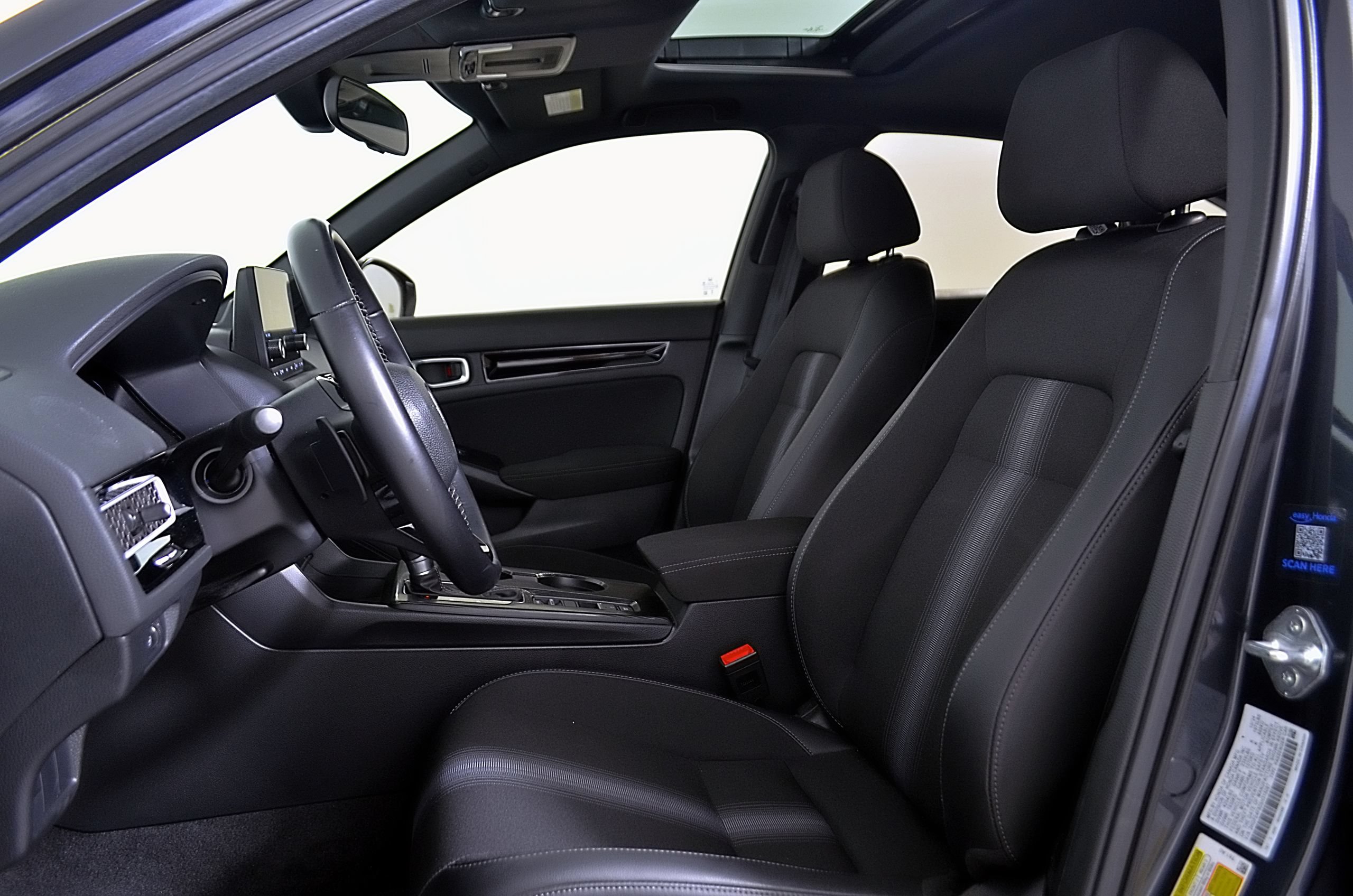 Used 2025 Honda Civic Sport image 14