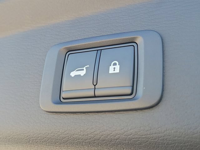 New 2026 Mitsubishi Outlander SE FWD image 12