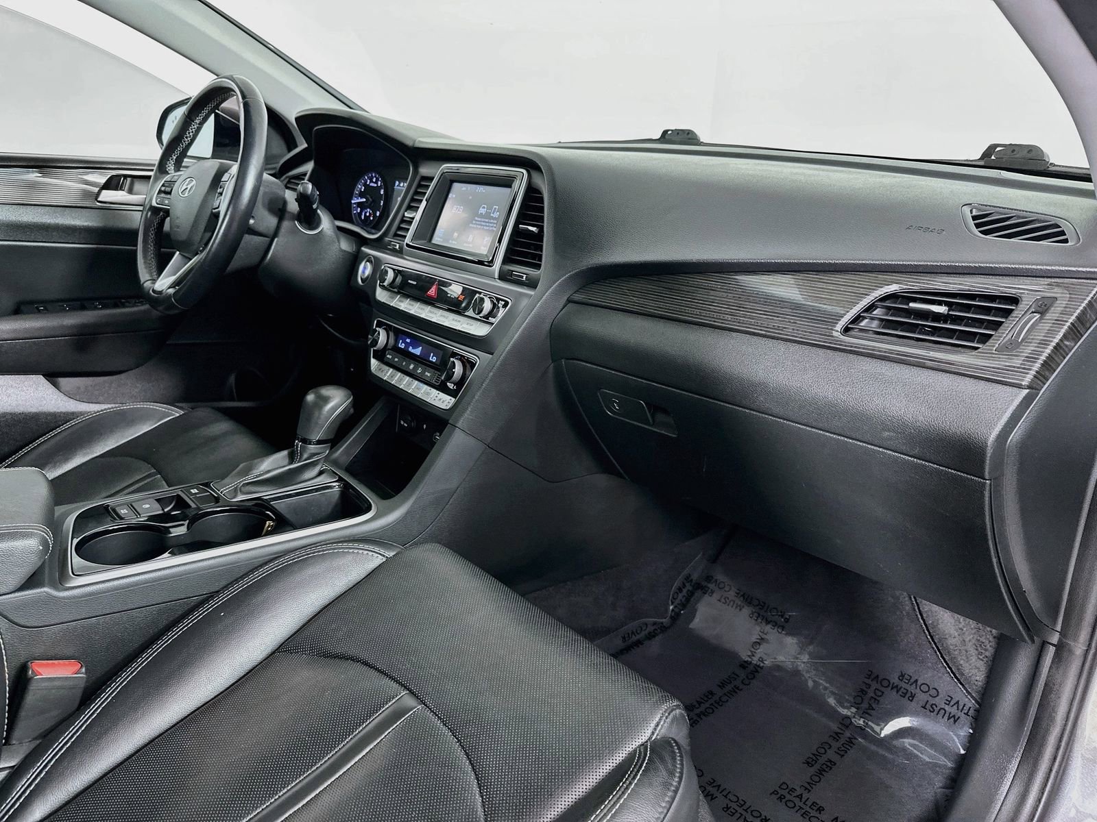 Used 2019 Hyundai Sonata Limited FWD image 29