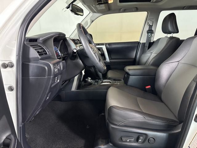 Used 2019 Toyota 4Runner SR5 Premium AWD/4WD image 12