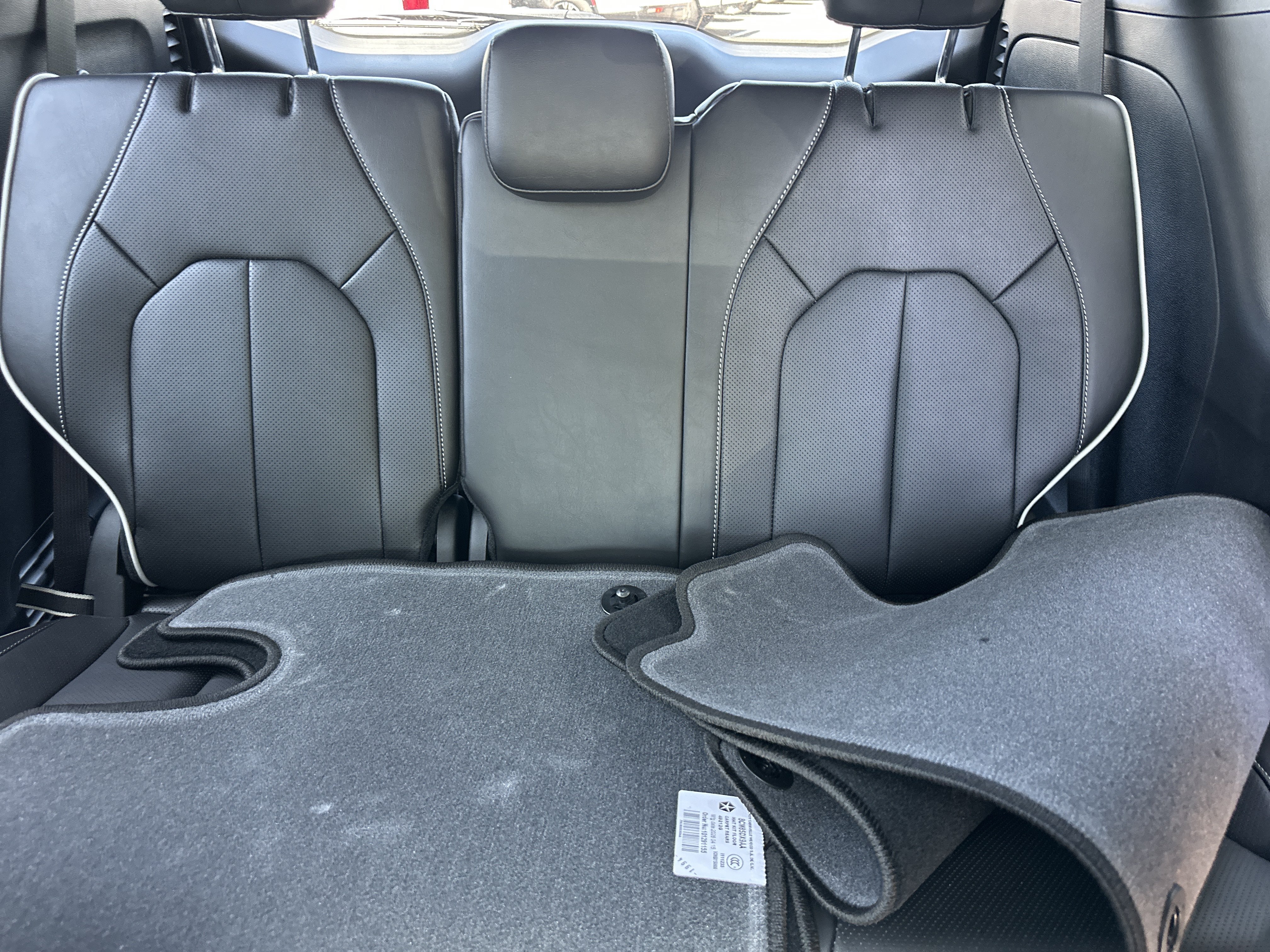 New 2027 Chrysler Pacifica Limited FWD image 31