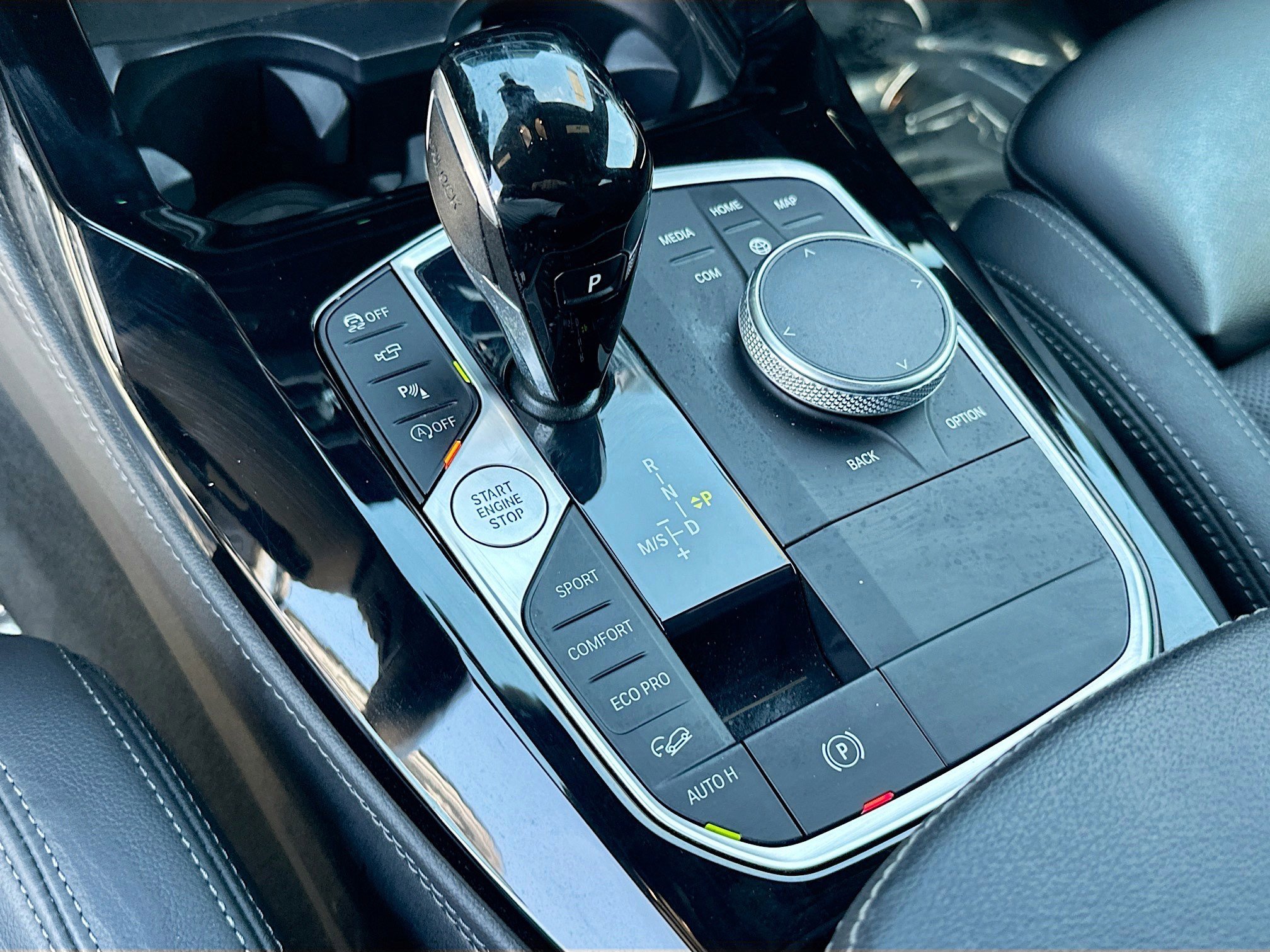 Used 2023 BMW X4 xDrive30i w/ M Sport Package image 14