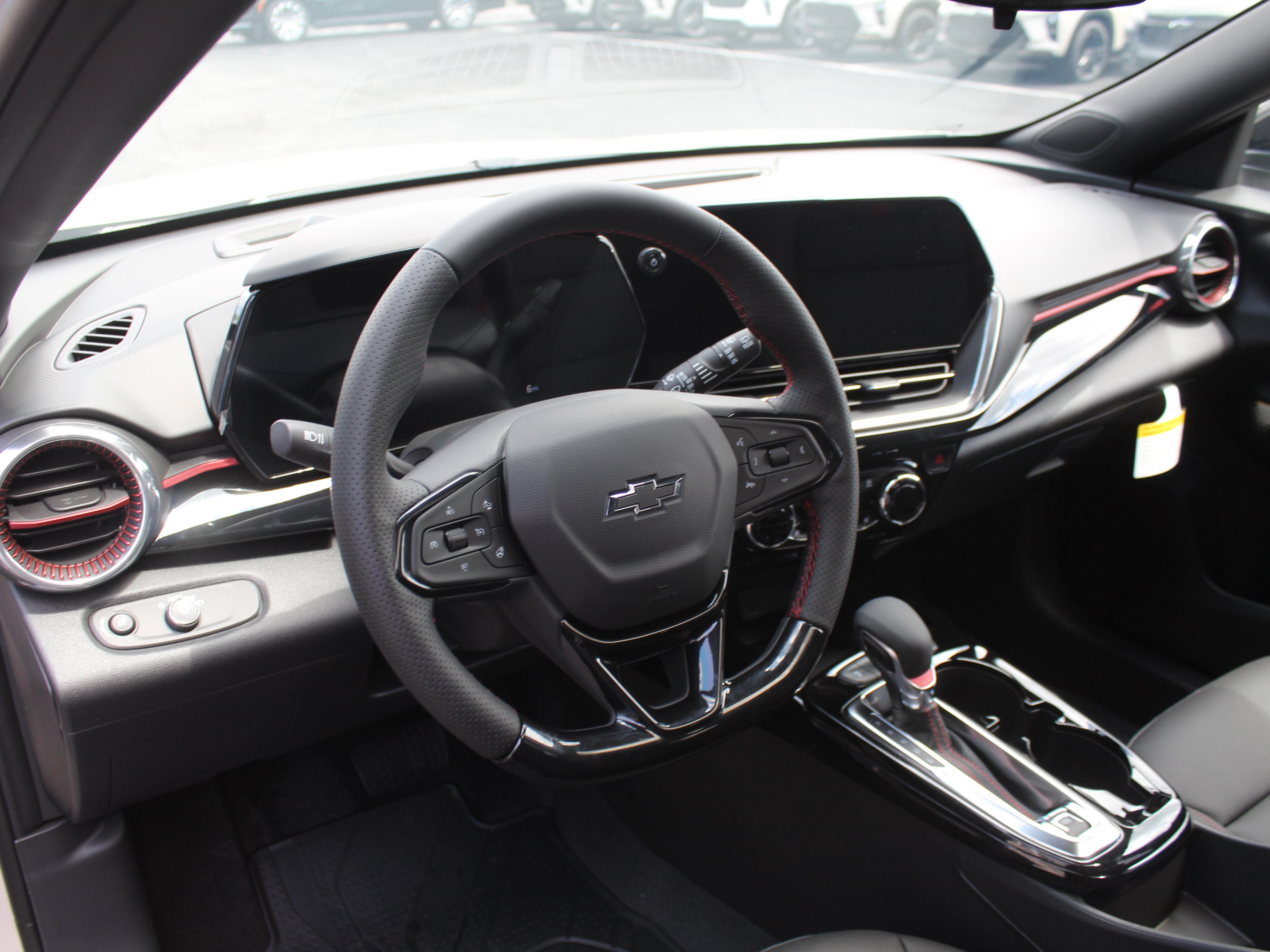 New 2026 Chevrolet Trax RS w/ Sunroof Package FWD image 11