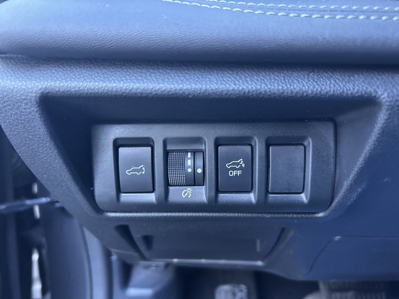Used 2023 Subaru Outback Limited image 31