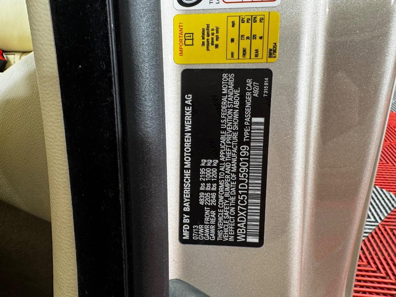 Used 2013 BMW 335i Convertible image 30