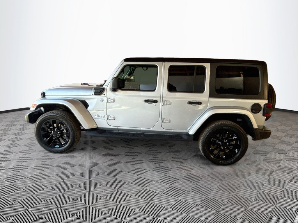 Certified 2023 Jeep Wrangler Unlimited Sahara w/ Cold Weather Group AWD/4WD image 9