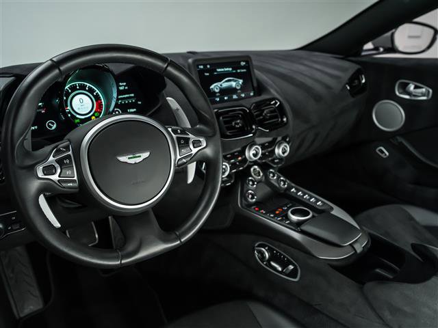 Used 2021 Aston Martin V8 Vantage Automatic image 3