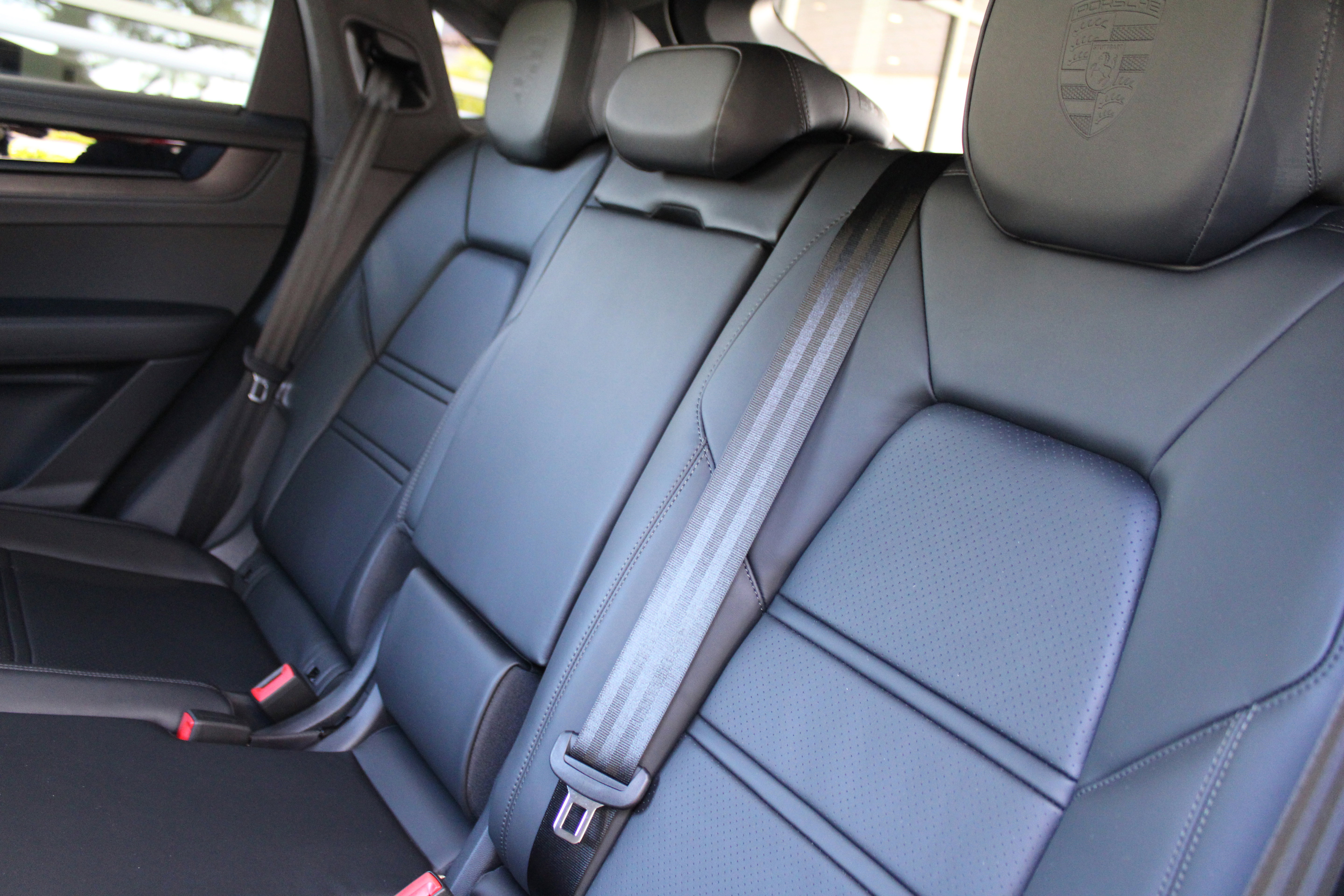 New 2025 Porsche Cayenne GTS image 31