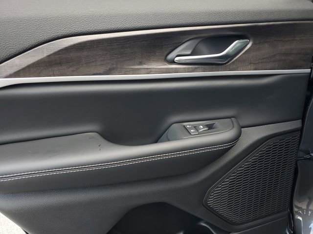 New 2025 Jeep Grand Cherokee Limited image 15