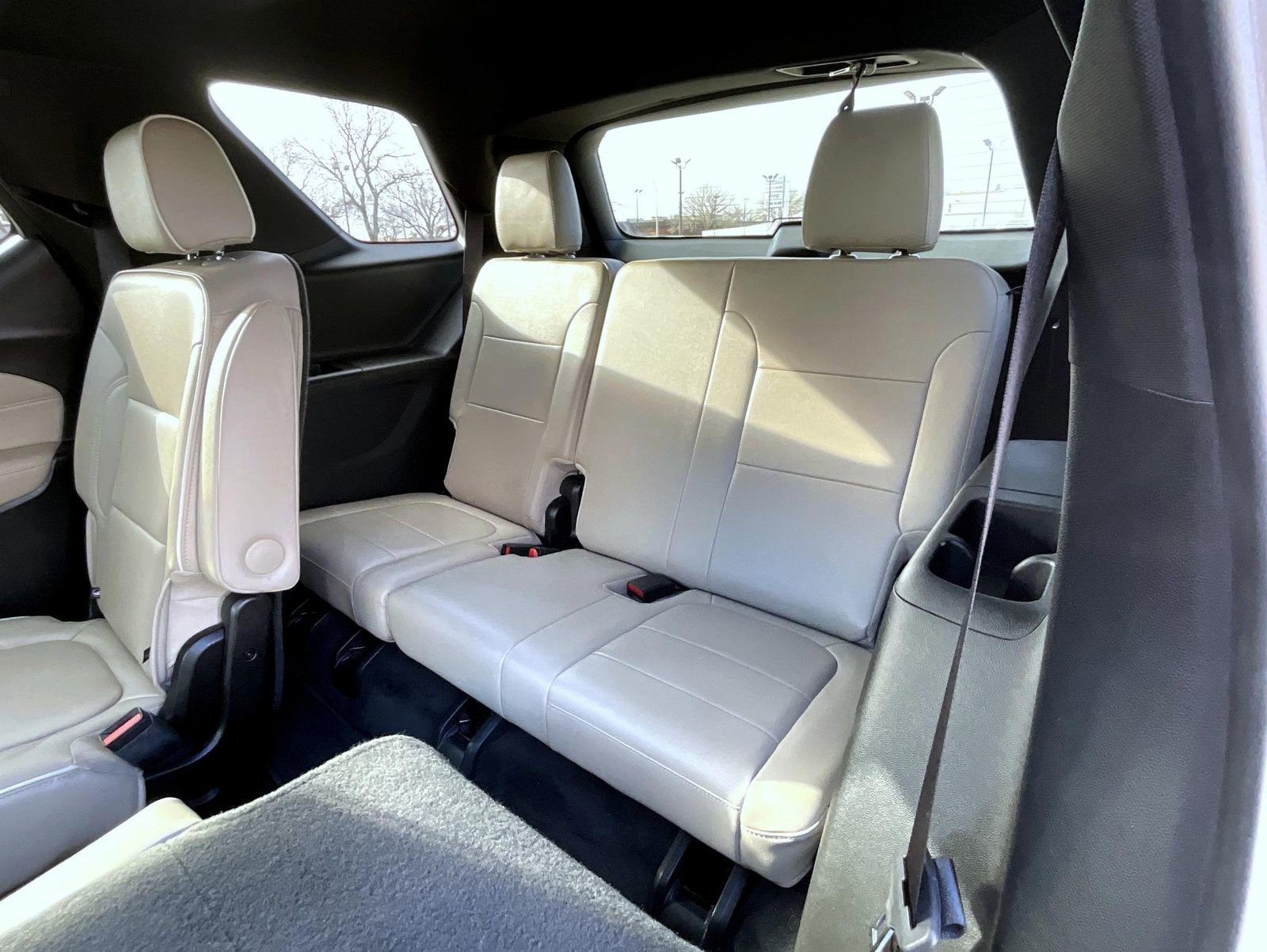 Used 2023 Chevrolet Traverse Premier AWD/4WD image 21