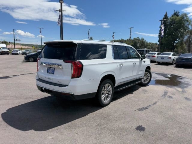 Used 2023 GMC Yukon XL SLT image 34