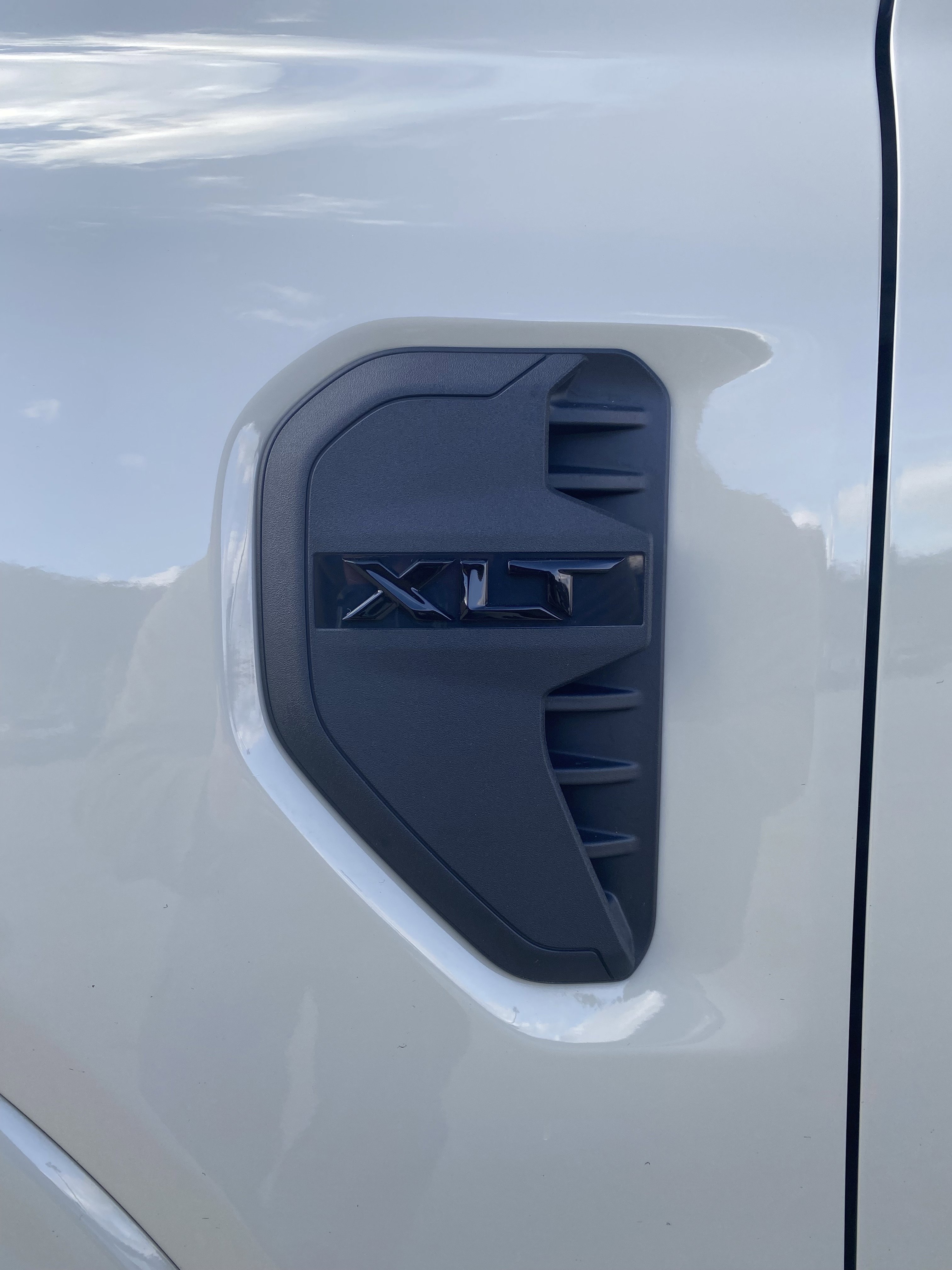 Used 2025 Ford Ranger XLT w/ FX4 Off-Road Package image 35