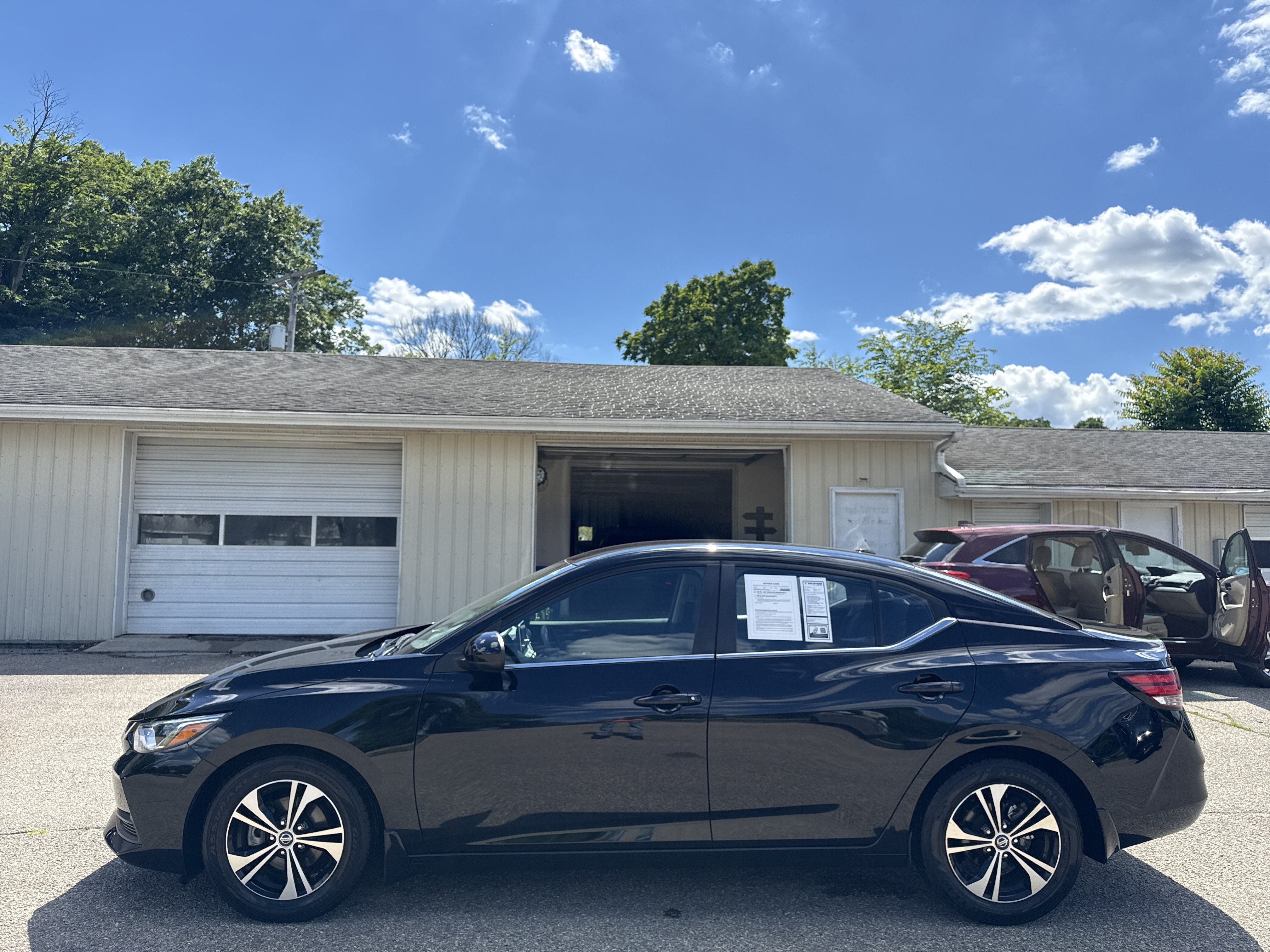 Used 2023 Nissan Sentra SV w/ All-Weather Package FWD image 8