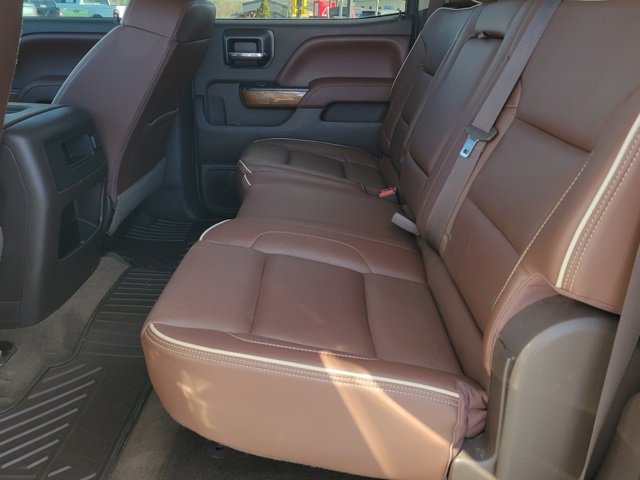 Used 2016 Chevrolet Silverado 2500 High Country w/ Duramax Plus Package image 8