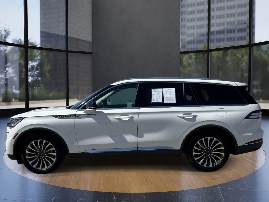 Certified 2023 Lincoln Aviator Reserve w/ Equipment Group 201A RWD image 6