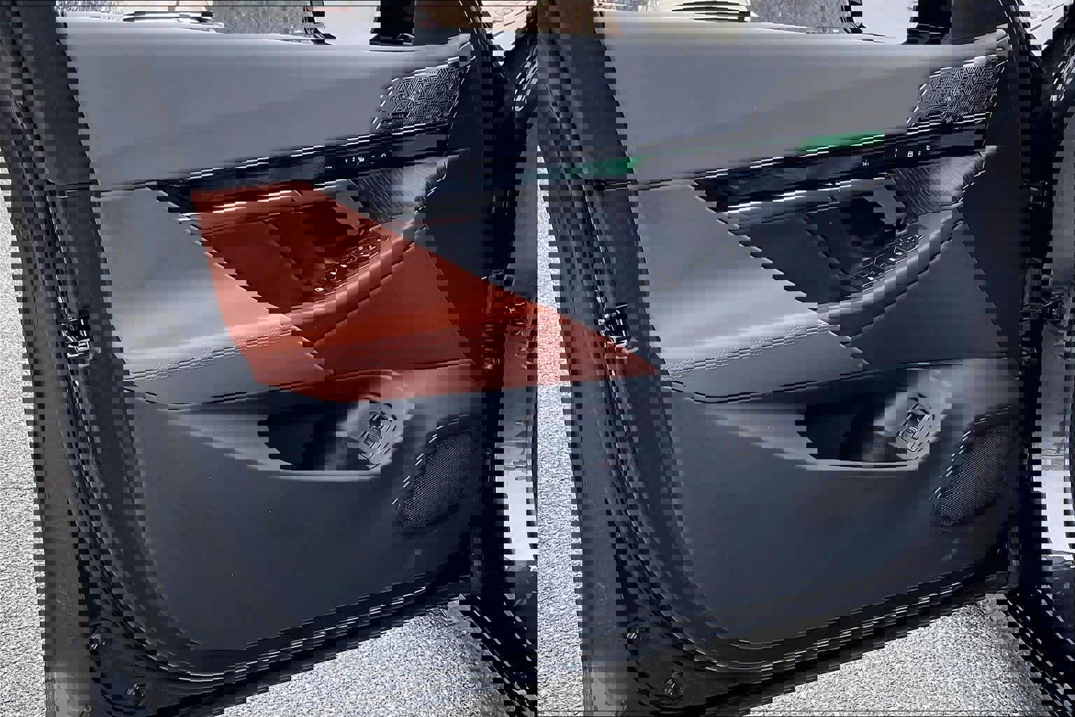 Certified 2024 BMW i5 eDrive40i w/ M Sport Package image 23