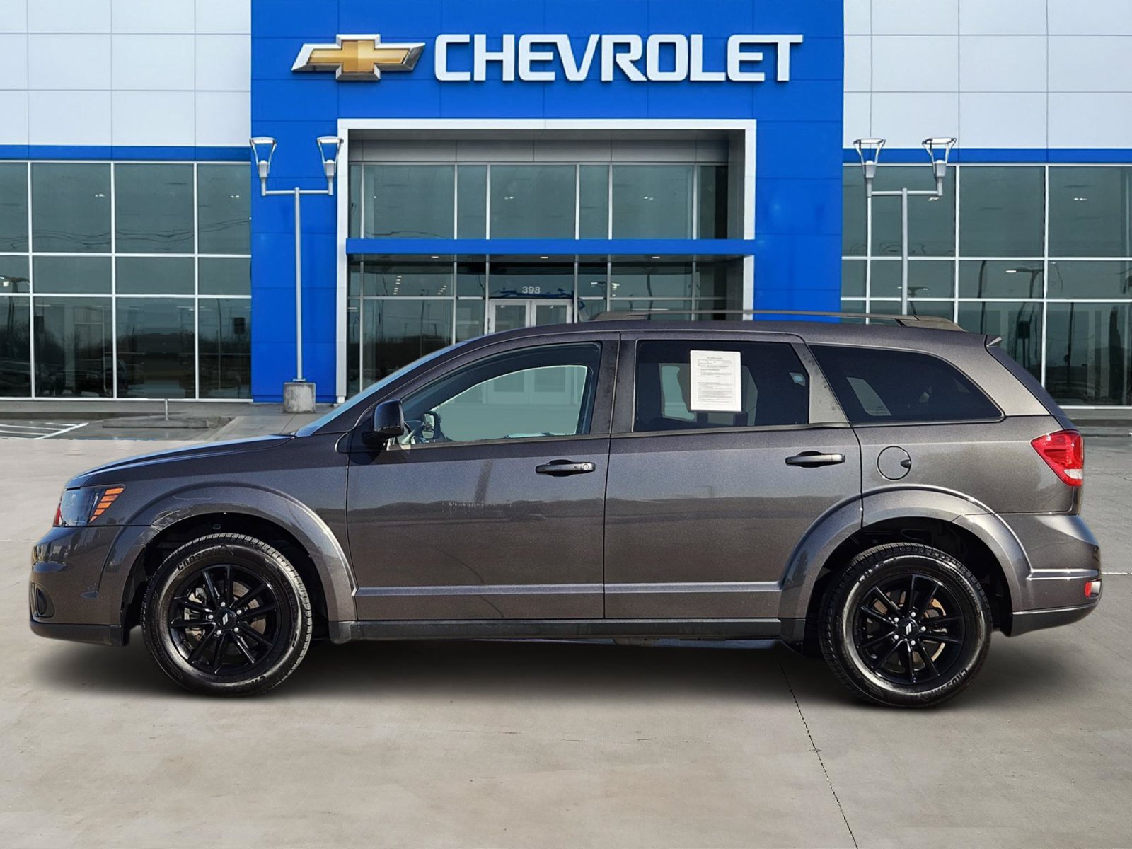Used 2019 Dodge Journey SE w/ Connectivity Group FWD image 3