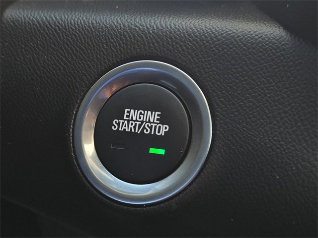 Used 2024 GMC Terrain SLE w/ Driver Convenience Package image 24