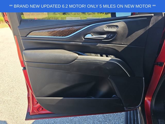 Used 2023 Cadillac Escalade Premium Luxury Platinum AWD/4WD image 23