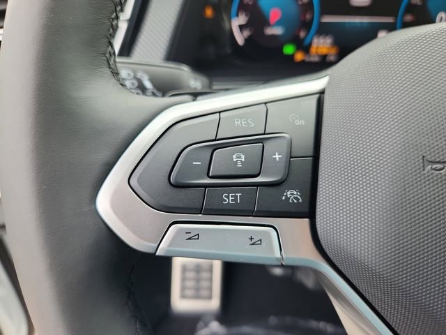 New 2026 Volkswagen Atlas Cross Sport SEL Premium R-Line image 11