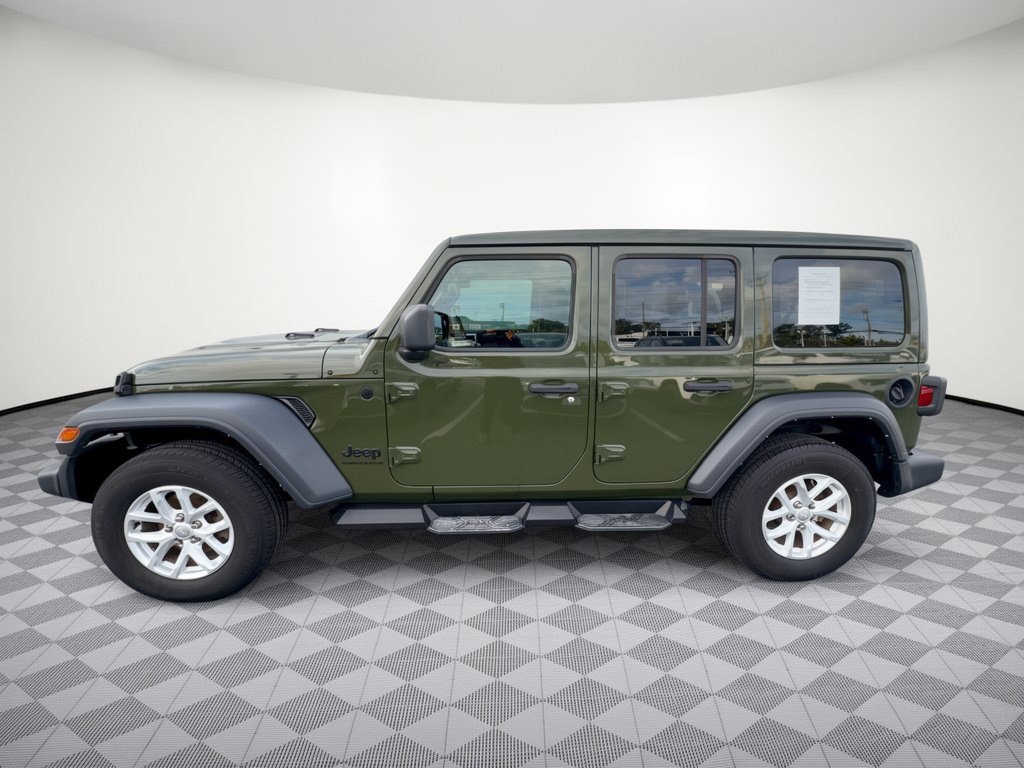 Used 2023 Jeep Wrangler Unlimited Sport w/ Sun And Sound Package AWD/4WD image 2